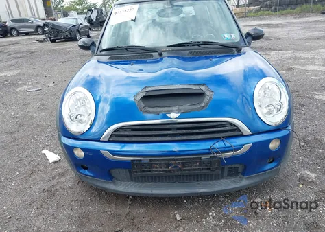 2005 Mini Cooper S z USA, uszkodzony, nr VIN WMWRE33465TG95230